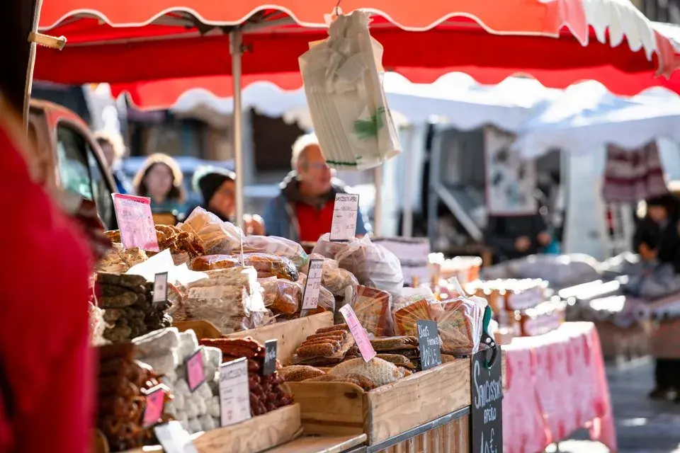 Les Contamines Market