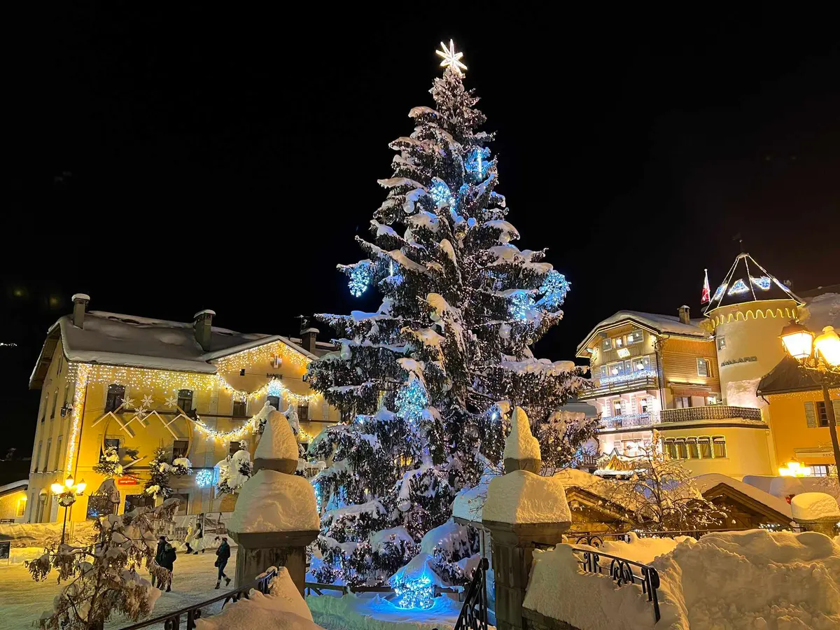 Megeve Christmas Lights Switch On