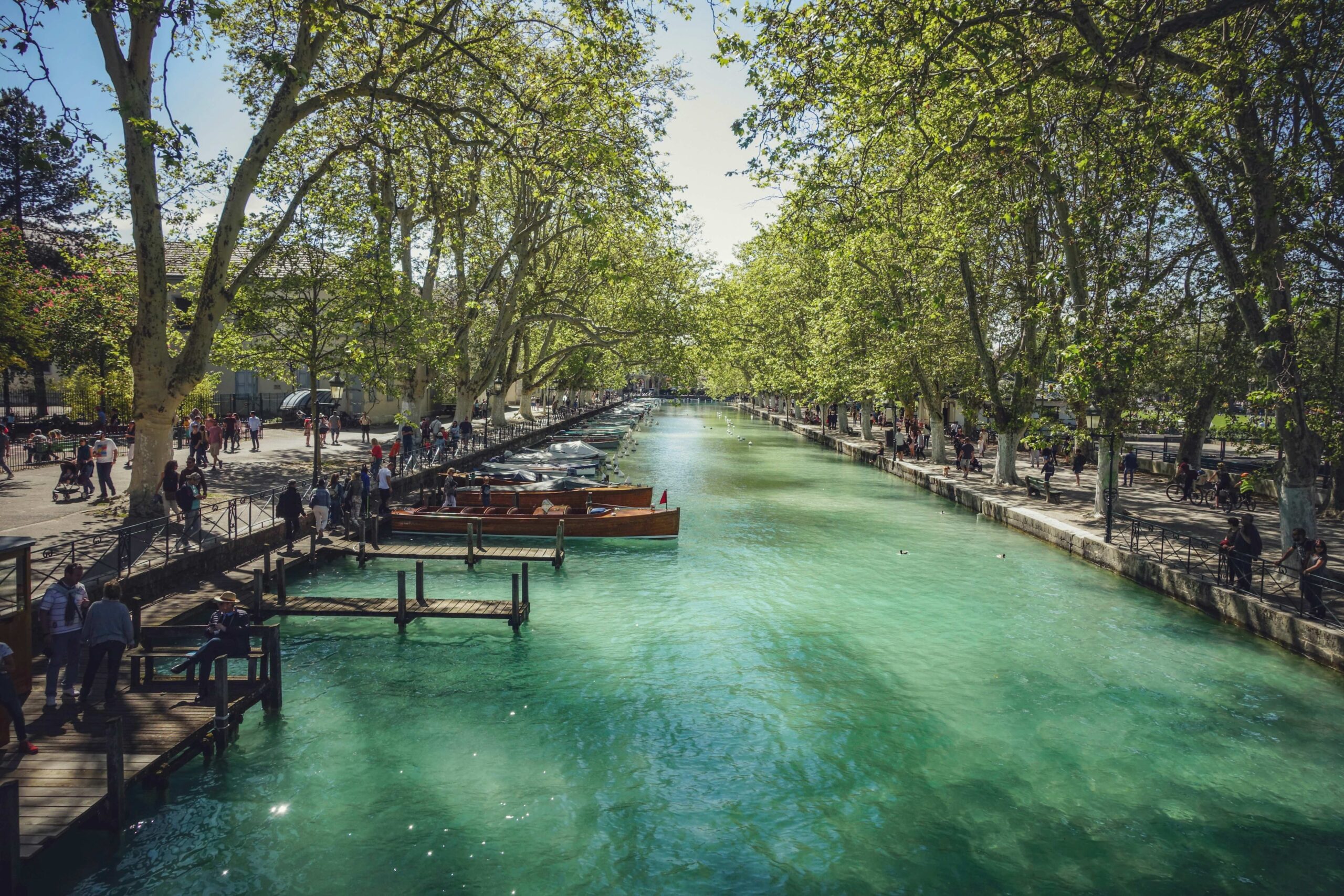 Annecy Day Trips & Stopovers Canal